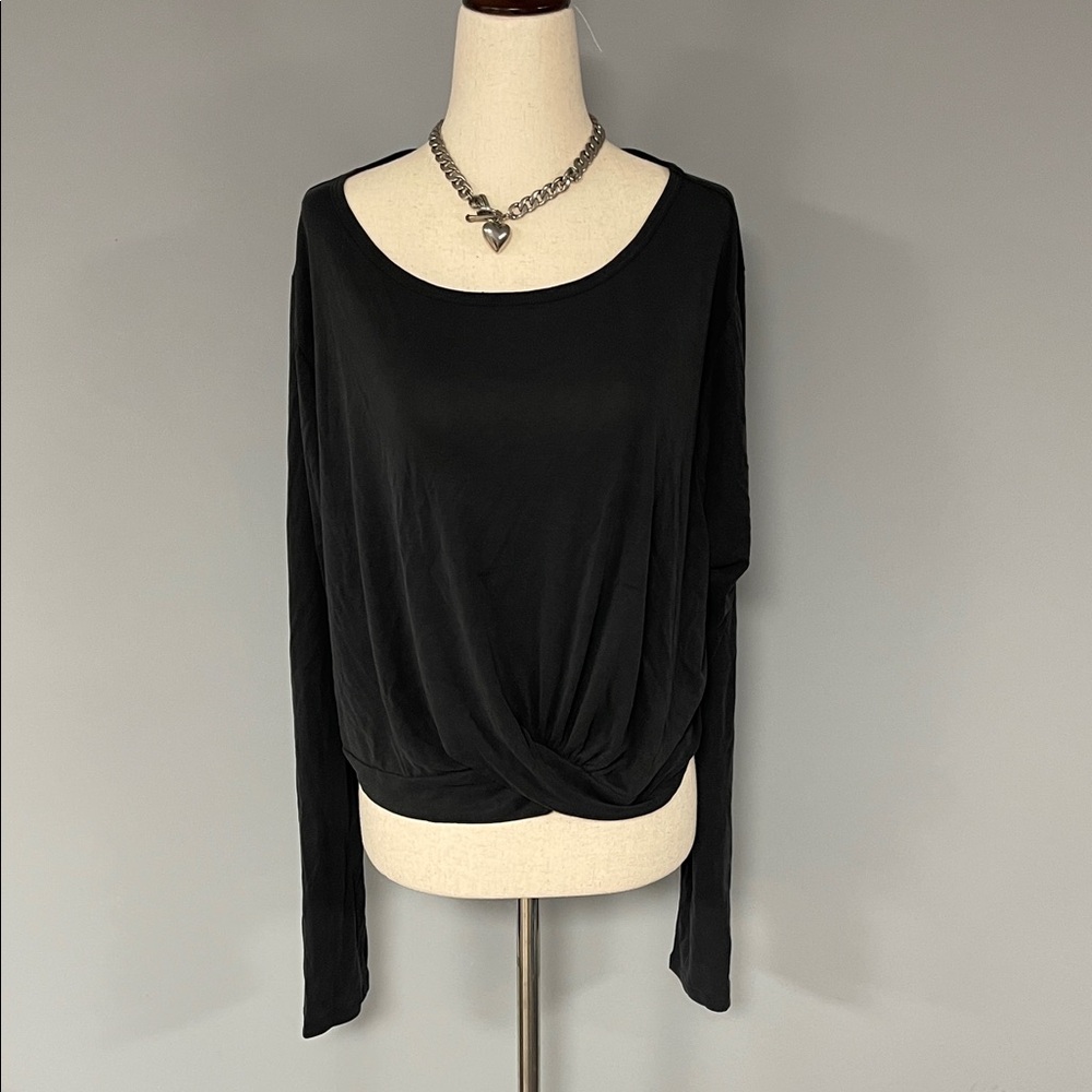 Forever 21 Black Long Sleeve Top